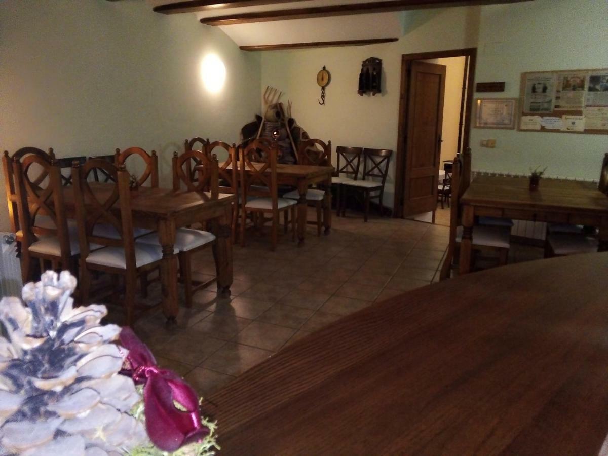 Hostal Antiguo Hospital Linares de Mora Zewnętrze zdjęcie