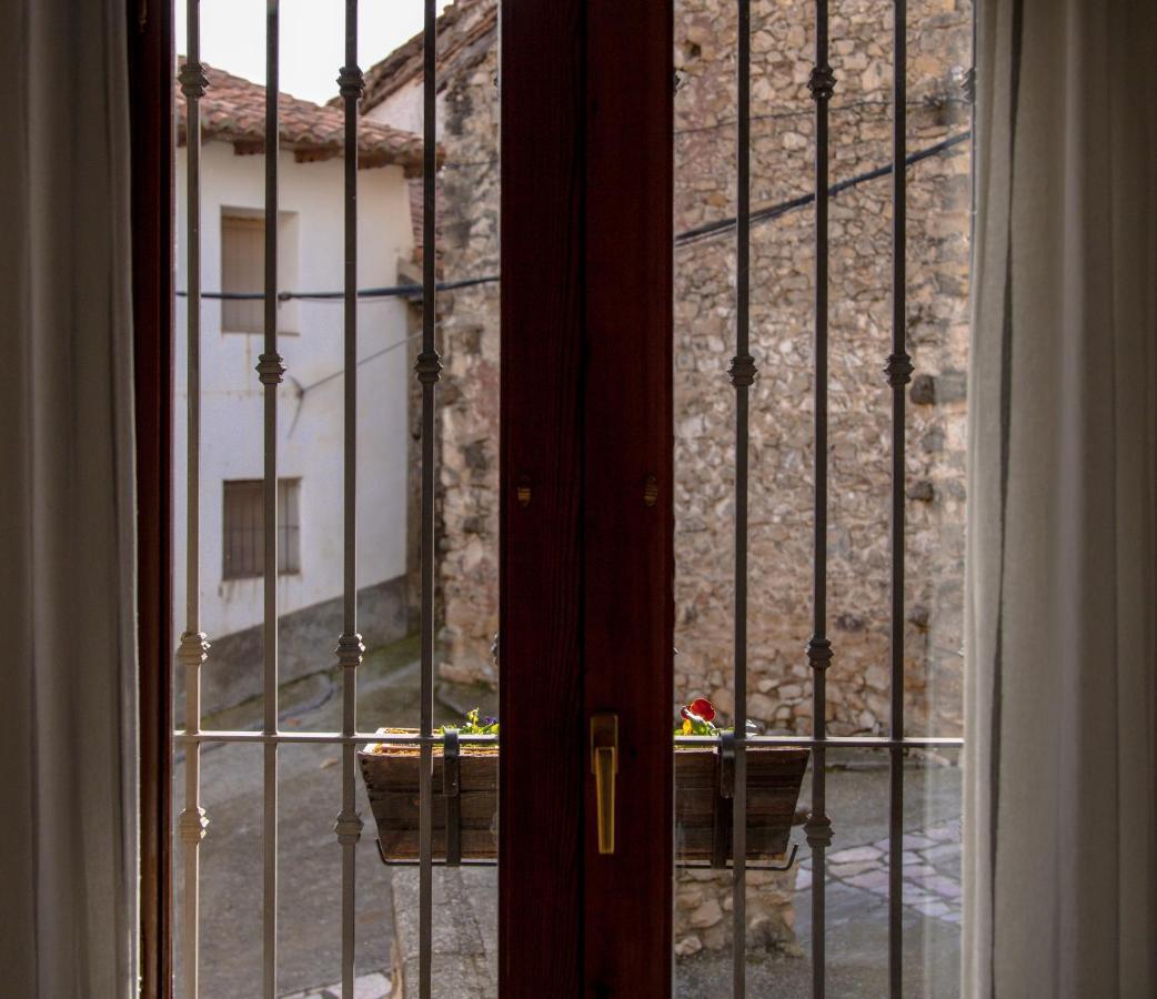 Hostal Antiguo Hospital Linares de Mora Zewnętrze zdjęcie